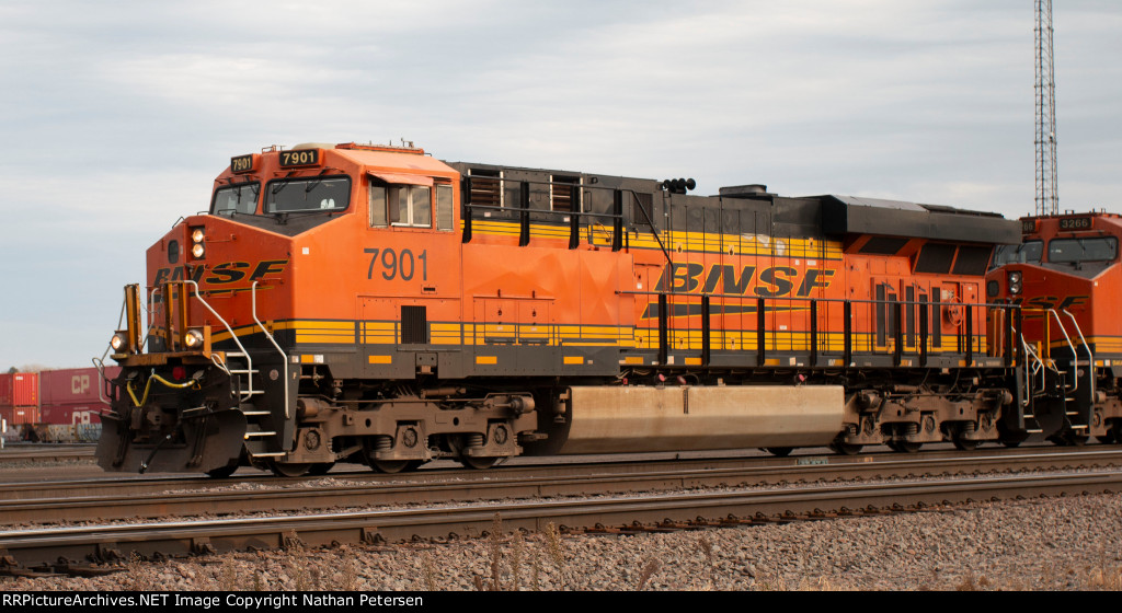 BNSF 7901